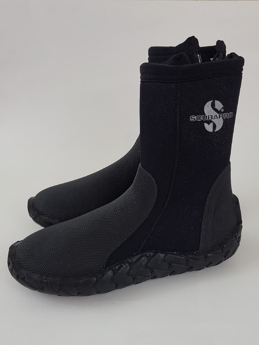 ScubaPro Delta 5MM Neoprene Dive Boots Black Scuba Diving Boots Mens 4 Women 5.5